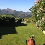 Lägenhet Gemuetliches In Mit Grill Und Terrasse By Interhome