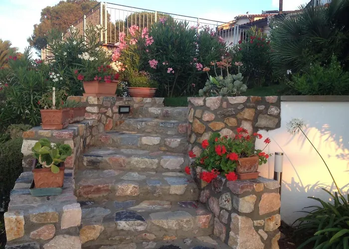 Gemuetliches In Mit Grill Und Terrasse By Interhome Appartement *